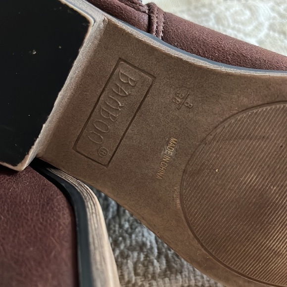 Brown Bamboo Faux Suede Booties Size 8 in EUC. - Picture 3 of 6